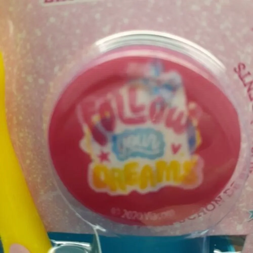 Jojo Siwa 3 Piece Toothbrush Set Holographic Cap & Rinsing Cup Blue Yellow Pink